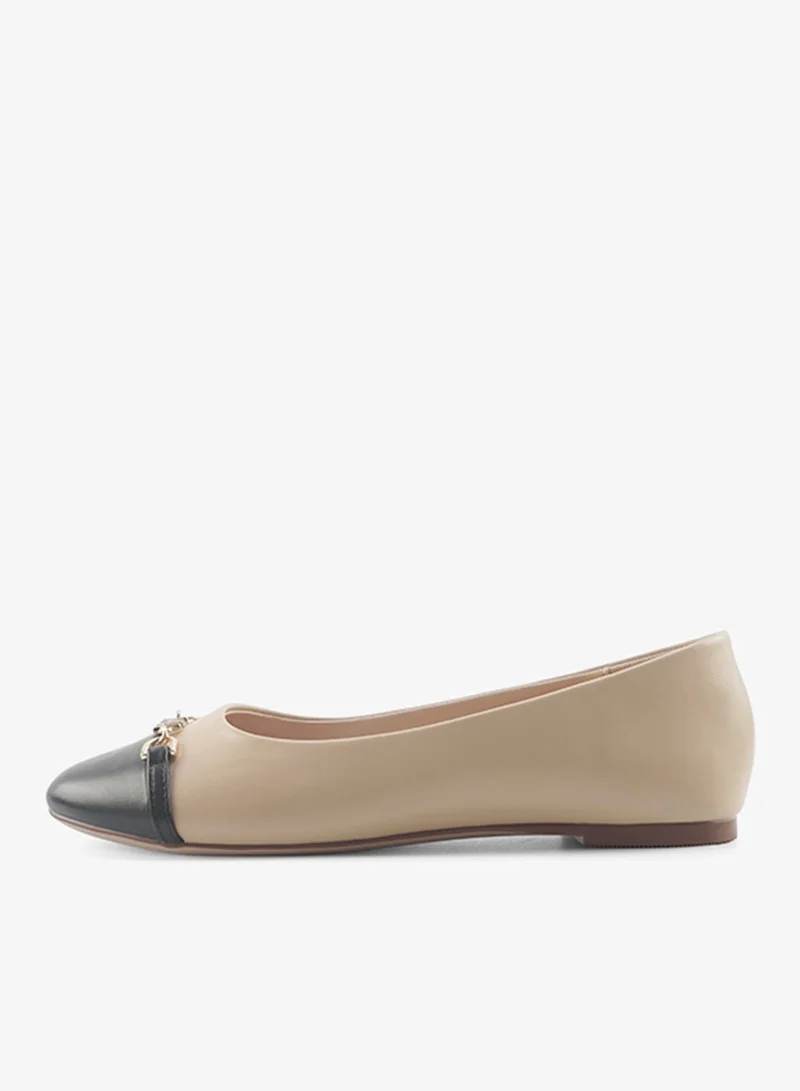 NINE WEST  Pointed Toe Ballerina for Women | Best Price UAE