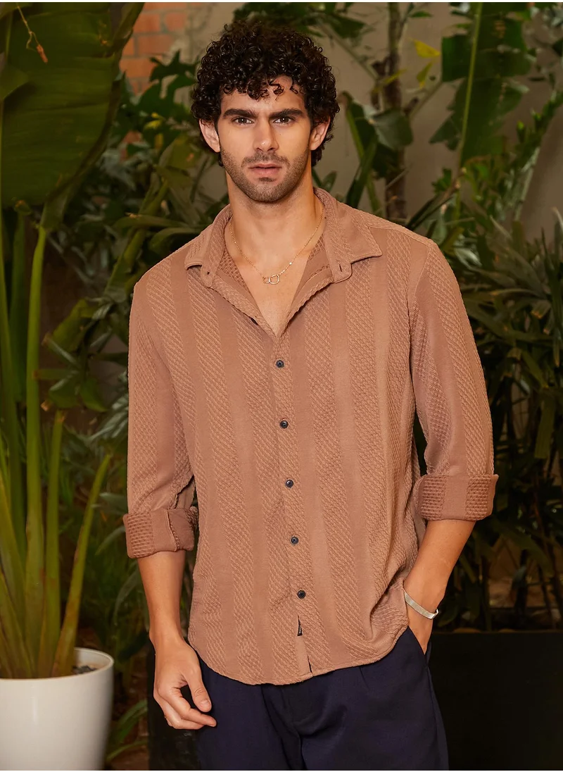 Campus Sutra Men's Tan Brown Scale-Tactile Shirt