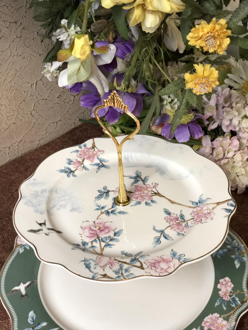 Vigneto Victorian Green Two Tier Dessert Stand, Cupcake Display and Cake Stand, Detachable Serving Dessert Tower | Finest Premium Porcelain - Image 2