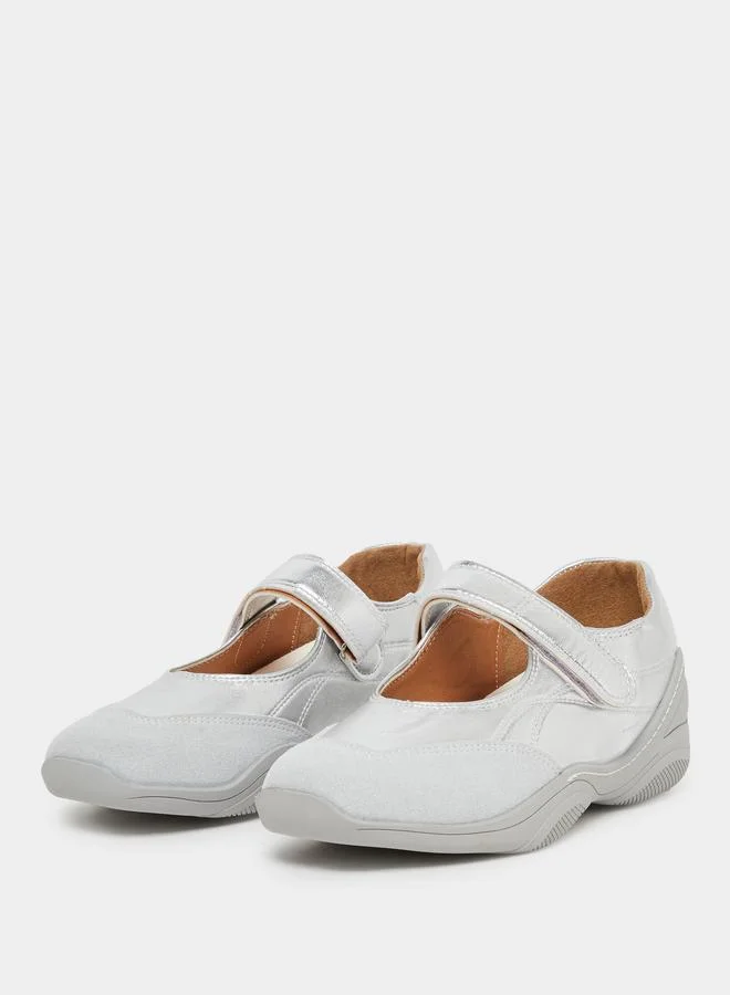Styli Styli Women Silver Square Toe Shoes