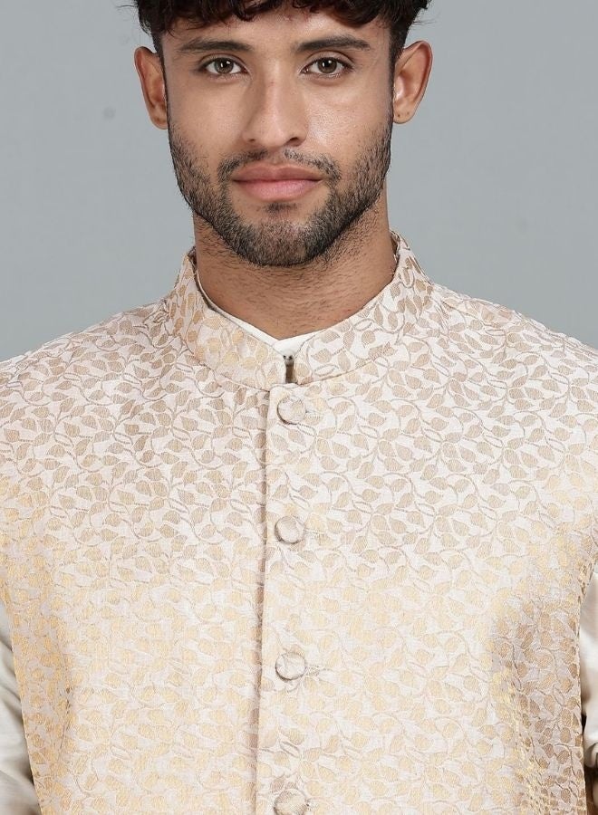 Abhishti offwhite Kurta Set with Gold and White Brocade Nehru Jacket - Image 2