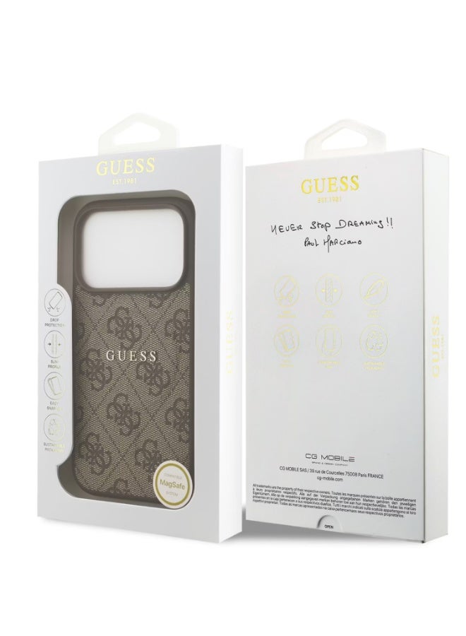 جس جراب Guess MagSafe 4G من جلد البولي يوريثان مع شعار كلاسيكي لهاتف iPhone 17 Pro Max، حماية من السقوط، تصميم رفيع، قبضة مريحة، تغليف مستدام، سهل التركيب، تصميم خفيف الوزن - بني - Image 1