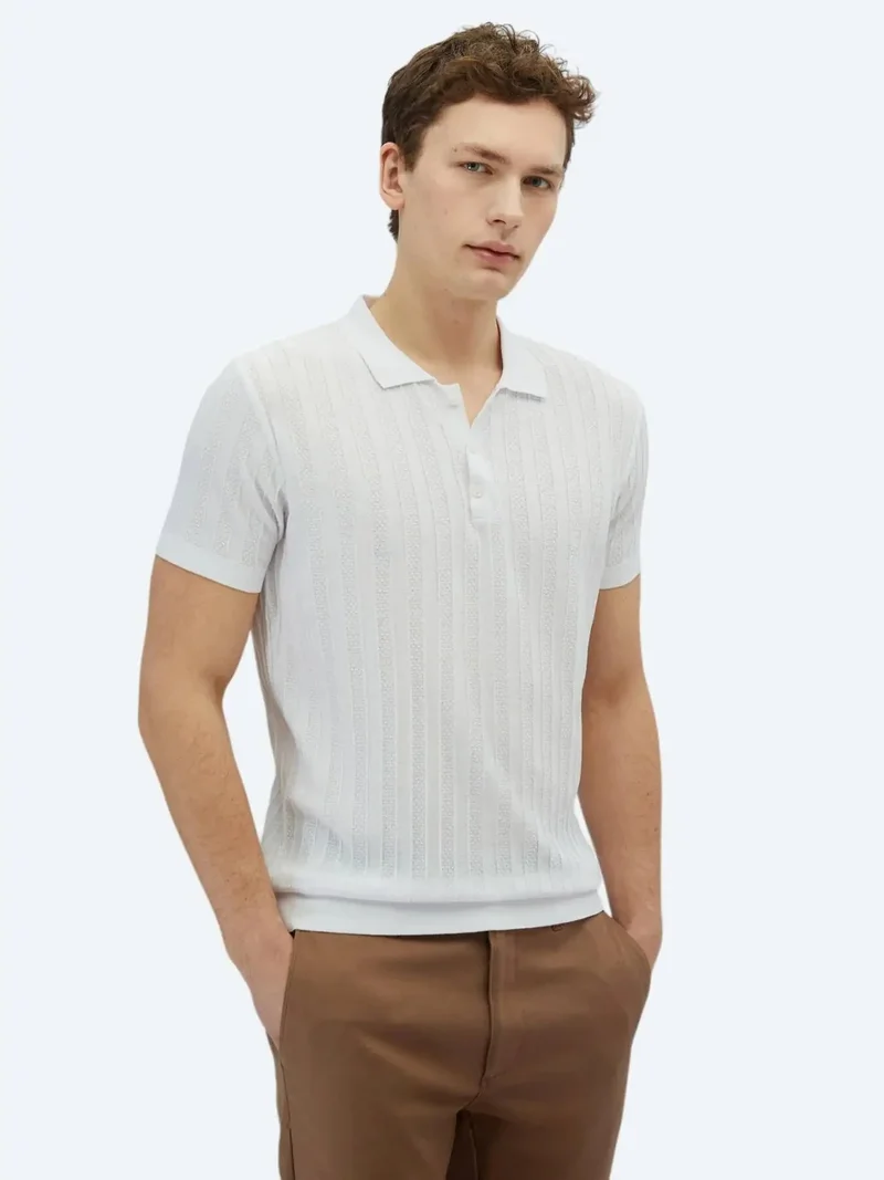 كيب ملابس محبوكة من أوف وايت