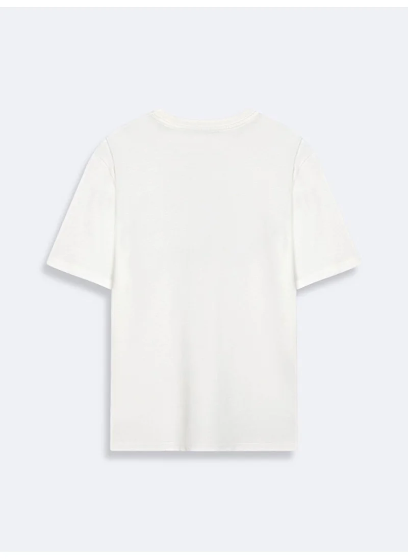 ال تي بي White T-Shirt