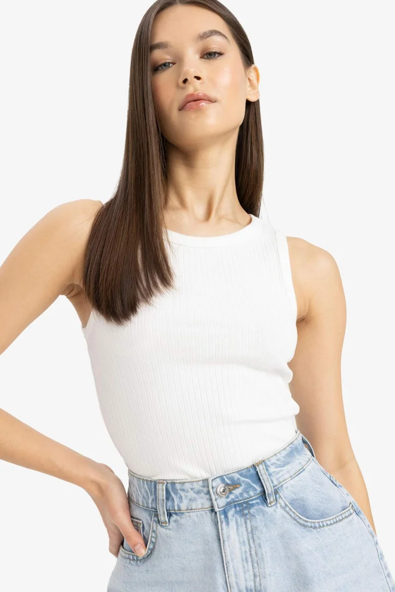 ديفاكتو Slim Fit Camisole Halter Collar Tank Top