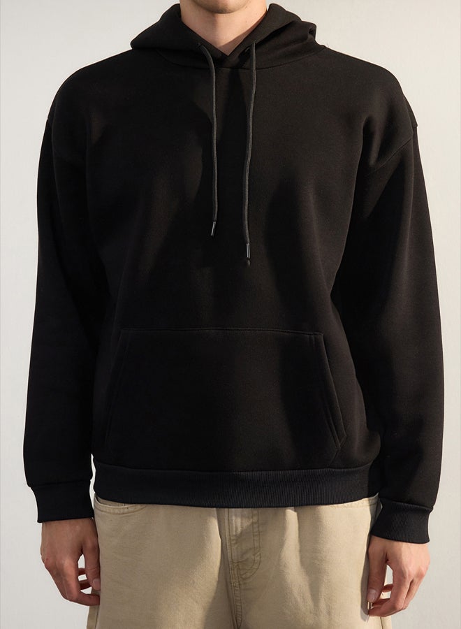 trendyol Premium Black Oversize/Wide Cut Embroidered Fleece Hooded Sweatshirt - Image 3
