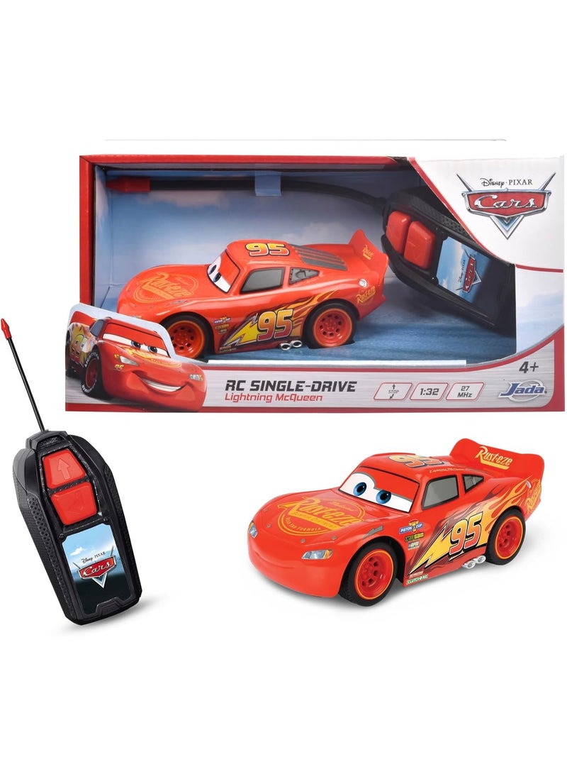 Disney 203081008 Car Radio Controlled Lightning McQueen 1:32 Radio Controlled Version of Disney Cars Blitz McQueen with Turbo Function, 1 K, 27 MHz, Scale 1:32, 14 cm, Ages 4 and Above
