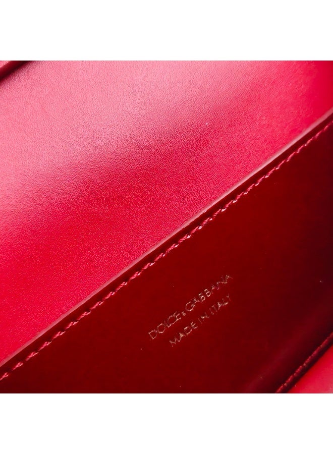 D&G Dolce & Gabbana Burgundy Patent Bag - Shiny Gold DG Logo, Adjustable Chain Strap, Luxury Party Bag for Stylish Girls - Image 4