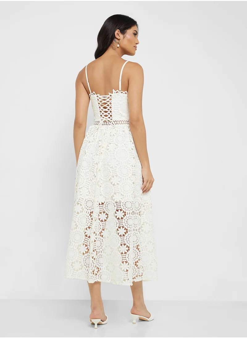 جاست مي Scallop Neck Floral Embroidered Maxi Dress