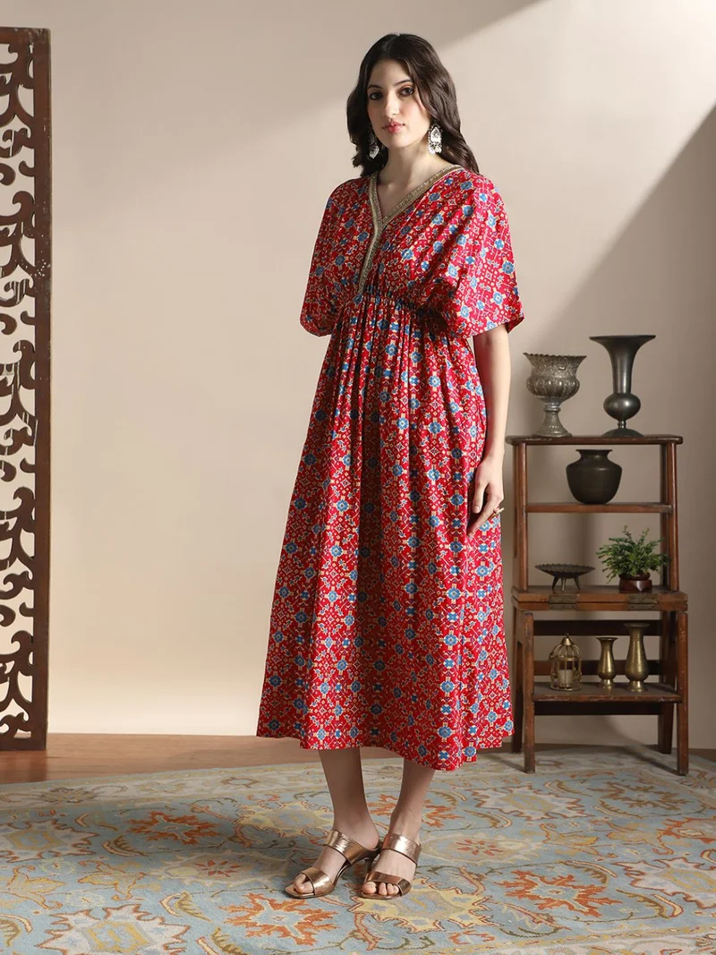 globus Globus Women Fuchsia V-Neck Kimono Sleeves Ethnic Print Lace Detail Fit & Flare Midi Fusion Dress