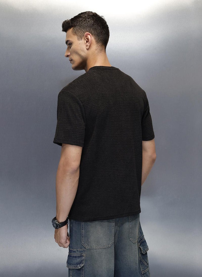 Wrogn Textured Men's Casual Regualr Fit T-Shirt | Black - Image 3
