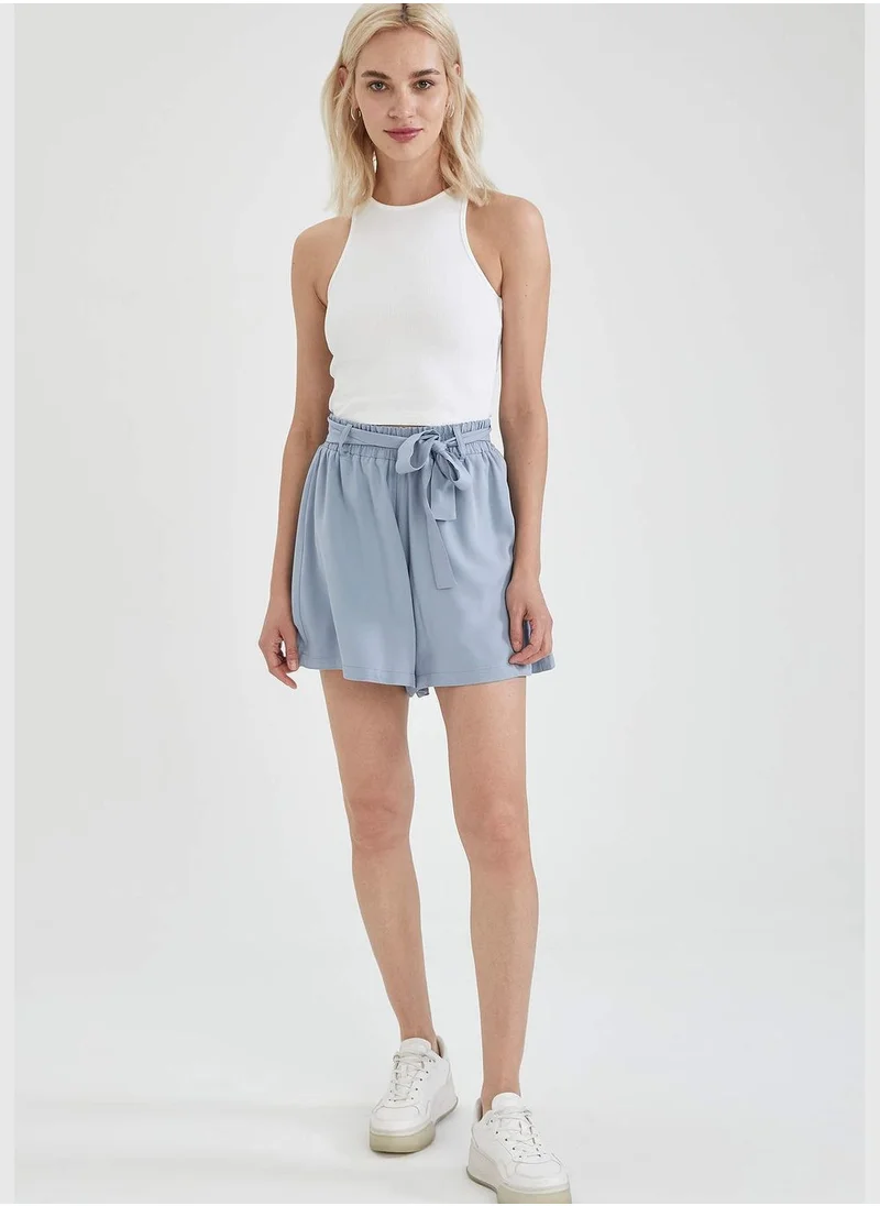 ديفاكتو Basic Shorts With Waist Tie