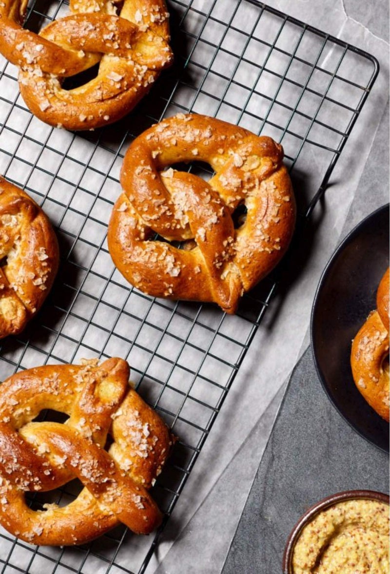 Bob's Red Mill Spelt Flour, 22oz (Pack of 1) - Whole Grain, Vegan, Kosher - Image 4