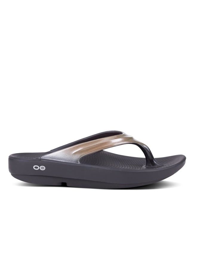 OOFOS OOlala Luxe Recovery Sandal, Latte - Women's Size 8 - Image 4