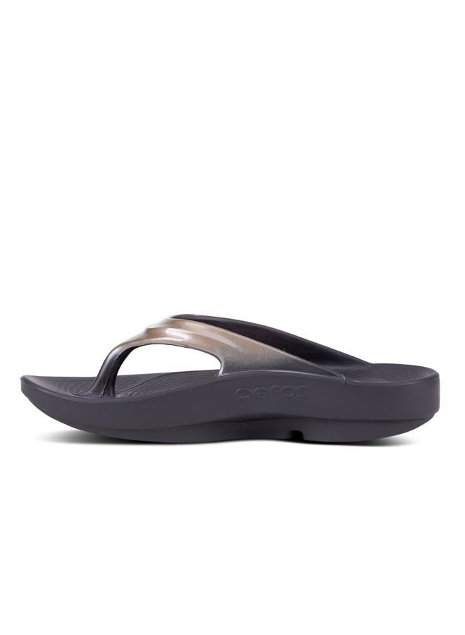 OOFOS OOlala Luxe Recovery Sandal, Latte - Women's Size 8 - Image 5