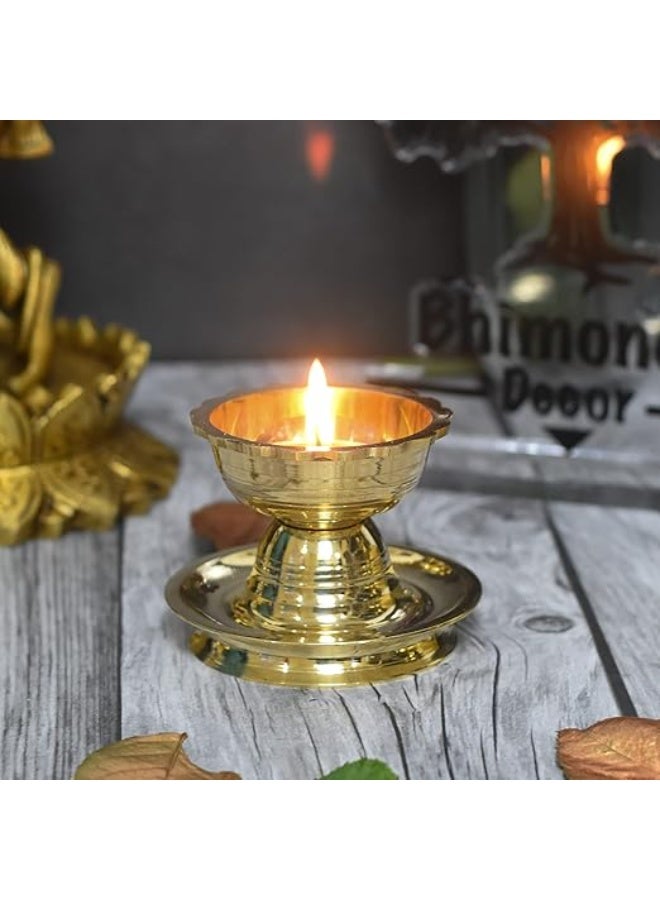 Bhimonee Decor بهيموني ديكور | مصباح ديا أكهاند من النحاس الخالص | صناعة يدوية في الهند | مثالي كهدايا تذكارية للطقوس الدينية | مصباح ديا أنيق للطقوس الدينية | مصابيح ديا مثالية لتزيين المنزل | الأبعاد: 2.5 بوصة | قطعة واحدة - Image 1