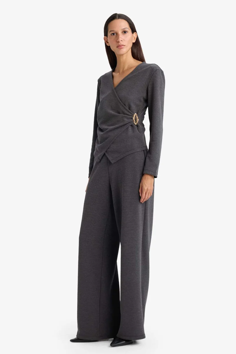 ديفاكتو Wide Leg Trousers