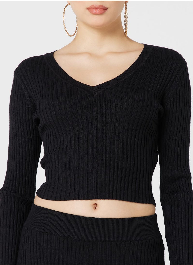 GLAMOROUS - V-Neck Knitted Top - Image 1