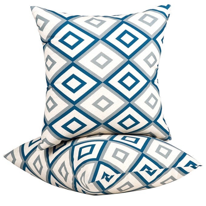 PATIO PILLOWS OUTDOOR WATERPROOF SET OF 2 OUTDOOR PILLOWS WITH INSERTS INCLUDED1818 INCH OUTDOOR PILLOW FOR PATIO FURNITURE