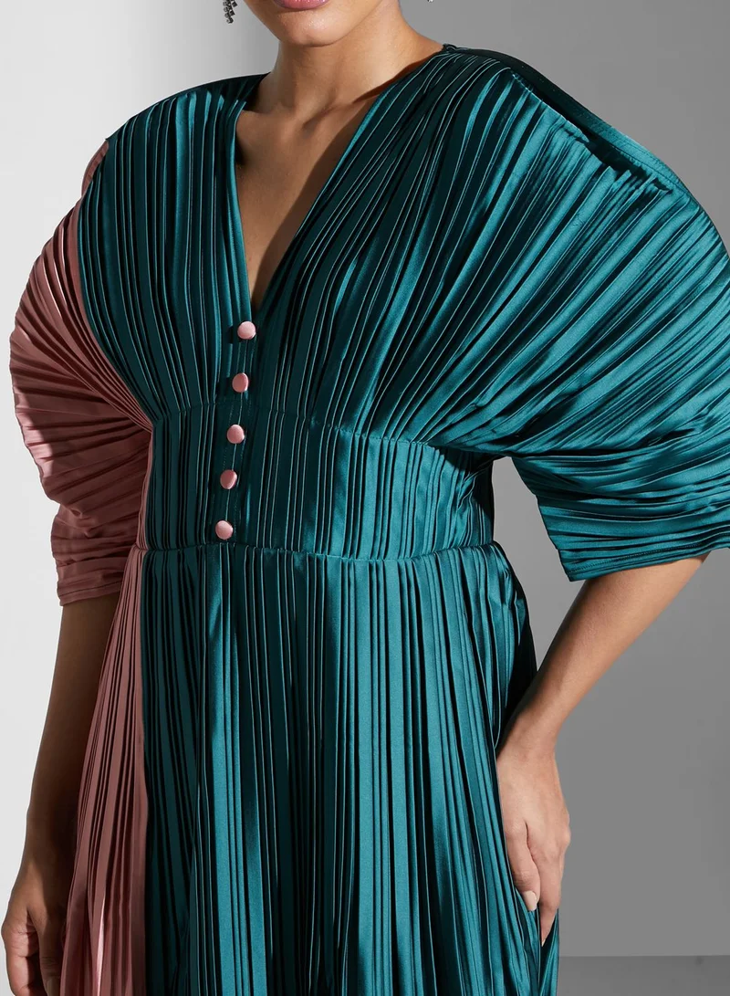 Threadz by Ajooni Pleated Colorblock Dress