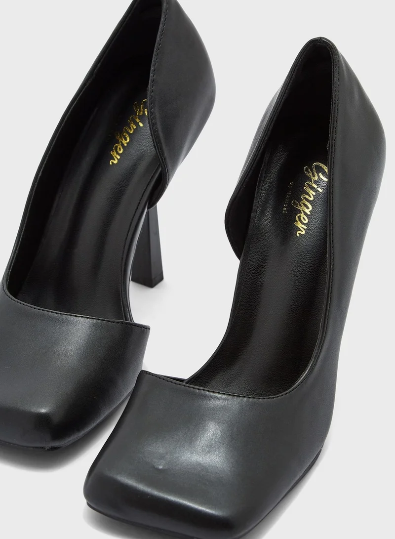 Ginger Cutout Side Square Toe Pump