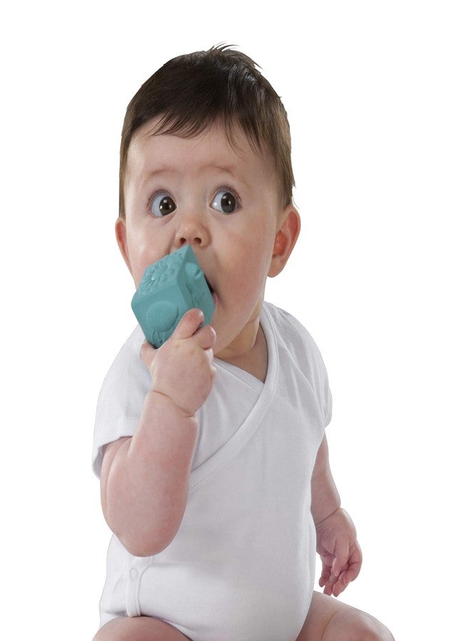 Sophie la girafe So'Pure Cubes & Balls | 4 Light & Colorful Balls | Easy to Grasp | Designed with Natural Rubber to Soothe & Awaken All 5 Senses - Image 4