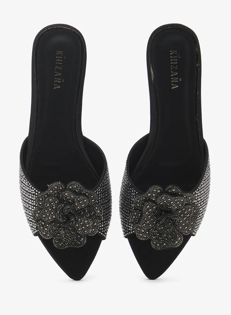 Khizana Flat Sandals