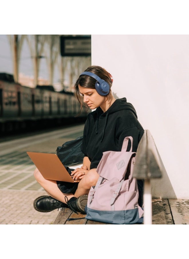 جي بي إل سماعات رأس لاسلكية Tune 720Bt فوق الأذن، صوت جهير نقي، بطارية تدوم حتى 76 ساعة، مكالمات بدون استخدام اليدين، اتصال متعدد النقاط ذكي بالصوت، خفيفة الوزن وقابلة للطي، كابل صوت قابل للفصل، لون أزرق - Image 2