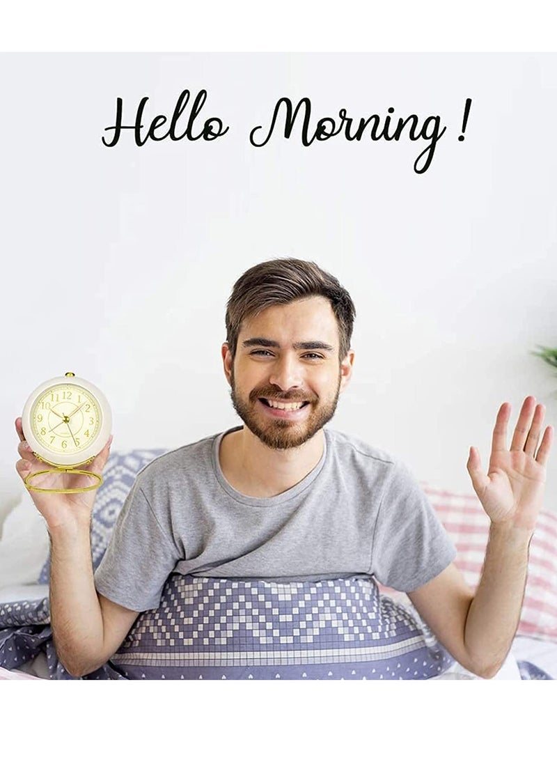 SOLARAE ساعة منبه جانبية صامتة تعمل بالبطارية غير مزعجة ساعة تناظرية ريترو بسيطة بصوت عالٍ ساعة مكتب قديمة مع ضوء شاشة كبيرة للذين ينامون بعمق في المكتب - Image 4