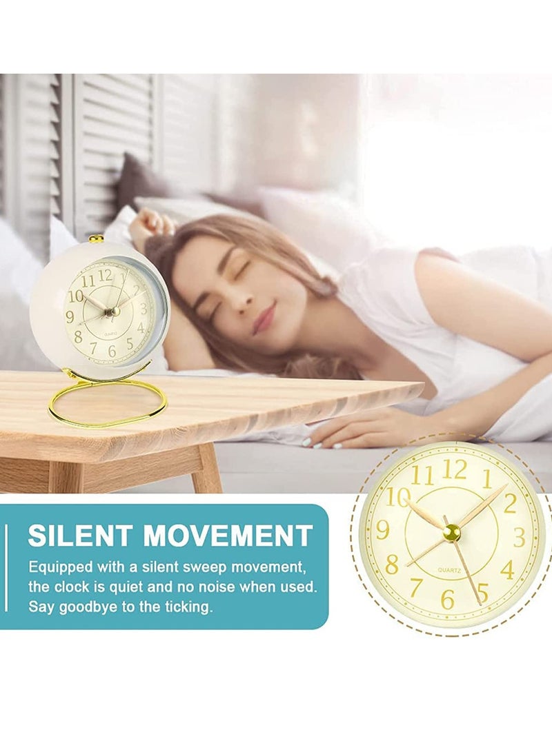 SOLARAE ساعة منبه جانبية صامتة تعمل بالبطارية غير مزعجة ساعة تناظرية ريترو بسيطة بصوت عالٍ ساعة مكتب قديمة مع ضوء شاشة كبيرة للذين ينامون بعمق في المكتب - Image 2