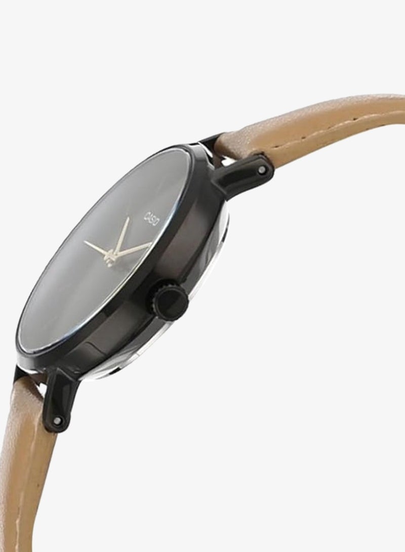 CASIO Women's Leather Analog Watch LTP-VT02BL-1AUDF - 30 mm - Image 4