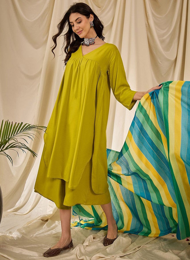 InWeave Women Solid Kurta with Palazzos and Dupatta - Image 1