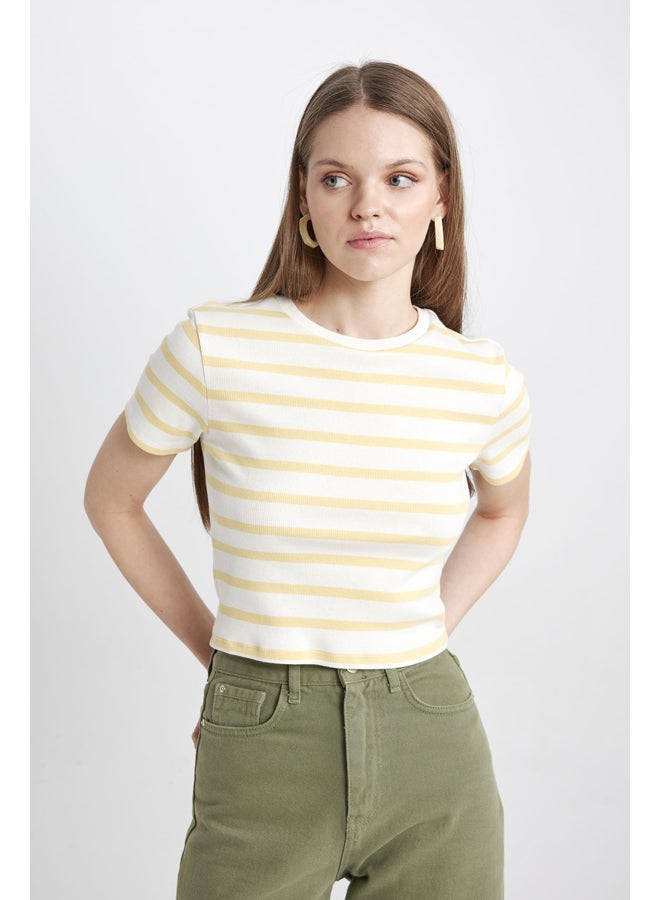 DeFacto Woman Fitted Knitted Short Sleeve T-Shirt - Image 2