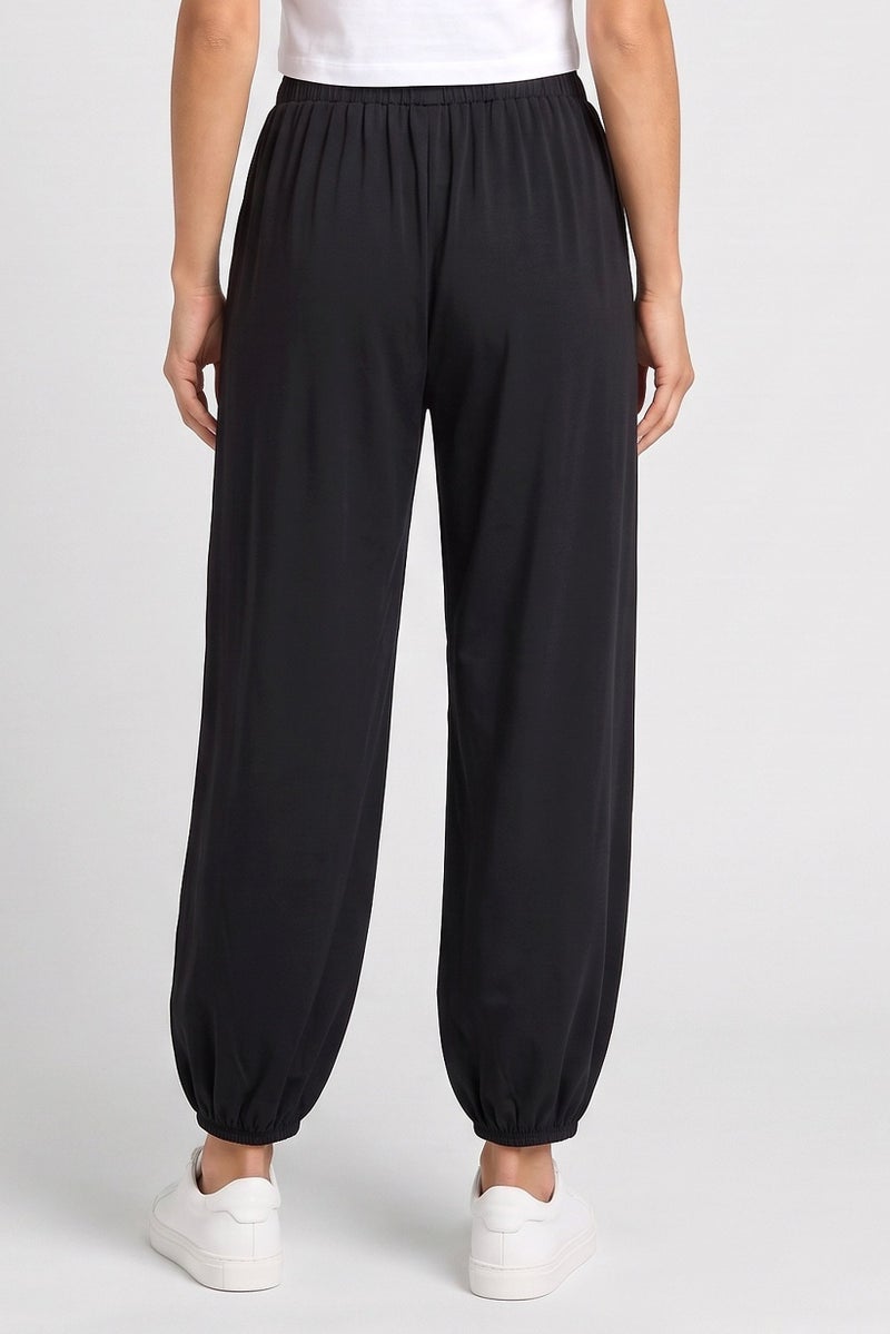 Threadbare Women Ballon Fit Solid Jogger Pants, Black - Image 4
