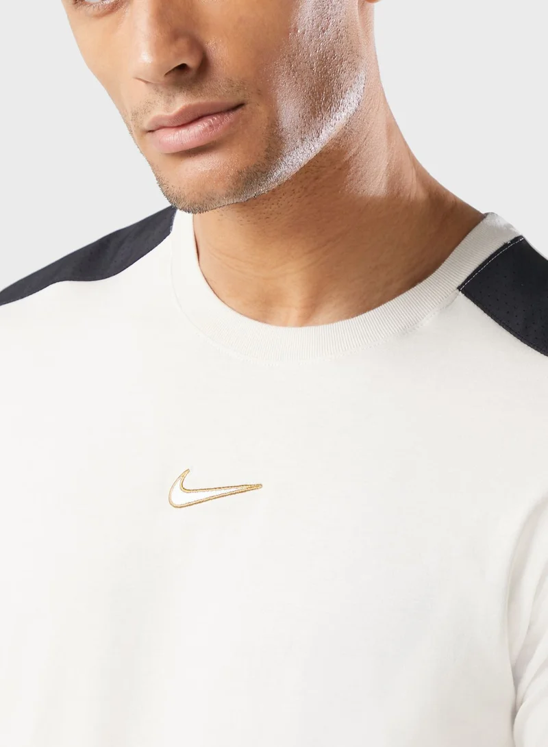 Nike Nsw Sp Graphic T-Shirt
