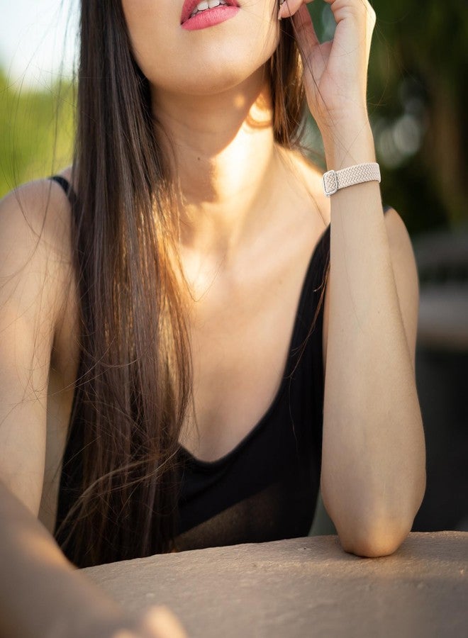 اي كي سوار مطاطي متوافق مع أساور Fitbit Luxe للرجال والنساء، سوار بديل مرن قابل للتعديل وناعم لسوار Fitbit Luxe لتتبع اللياقة البدنية والصحة (ستارلايت) - Image 5