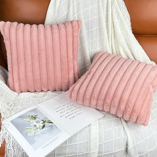 COTEY غطاء وسادة 18x18 مجموعة من 2، أغطية زخرفية من الفرو الصناعي للسرير، أريكة غطاء وسادة ناعم ورقيق مع ظهر مخملي لغرفة المعيشة، لهجة ديكور منزلي محايدة للأريكة - وردي - Image 3