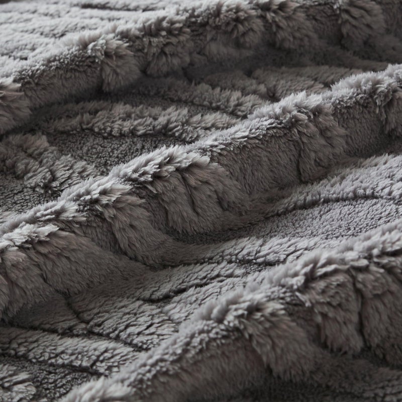 COOVA Premium Sherpa Throw Blanket - 3D Stylish Design Super Soft Cozy Fleece Blanket  Thick Plush Fuzzy Fluffy Lightweight Warm Throw for Women Couch Bed Sofa Chair(Light Grey 50""x60"") - Image 5
