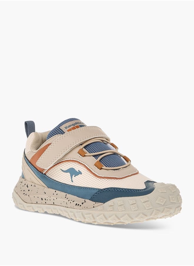 kangaROOS Boys' Logo Detail Sports Shoes with Hook and Loop Closure  - Image 3