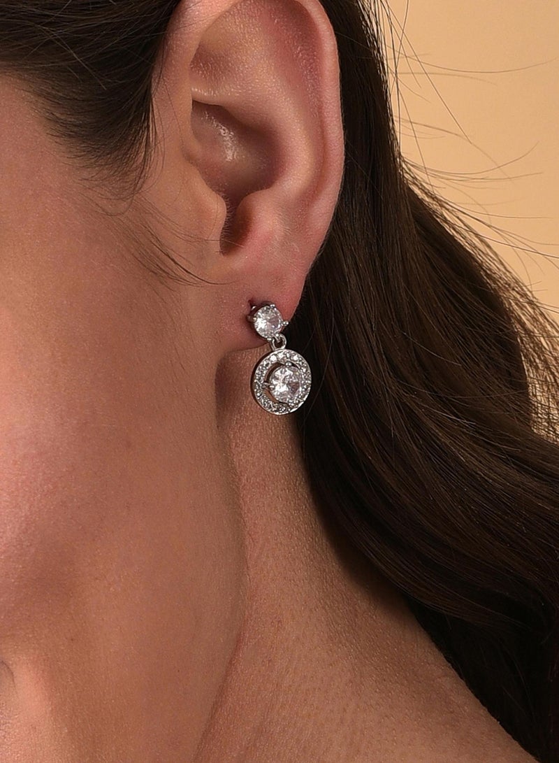SOHI White Contemporary Artificial Stud Earring Jewellery - Image 4
