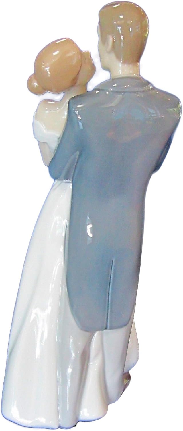 Nao figurine by Lladro 02001713 Unforgettable day 1713 Beautiful porcelain statue Bride with a long dress and Groom Kissing Couple Nice Elegant Romantic Wedding gift collectibles new - Image 4