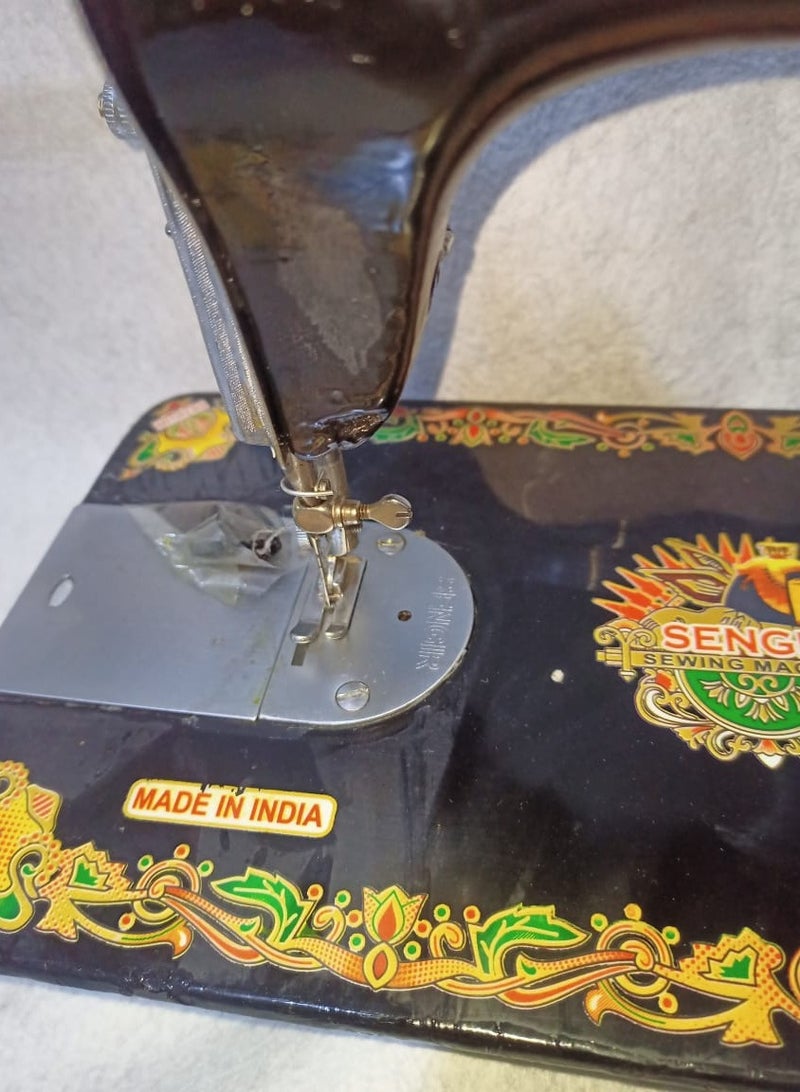 SINGER Home Sewing Machine, Material: Iron, Country: India, Color: Black, 8 pieces - Image 5