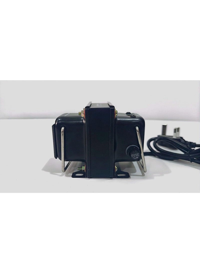 SE Automatic Converter 220V/110V and Vice Versa 110V/220V - 200W - Made in Taiwan Color: Black Input Voltage: 220.0 Volts - Image 2