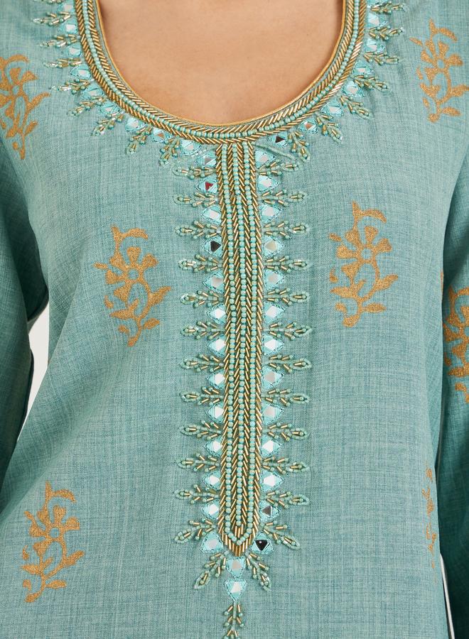 أميرة جلابية خضراء مطرزة بحافة واسعة - Image 4