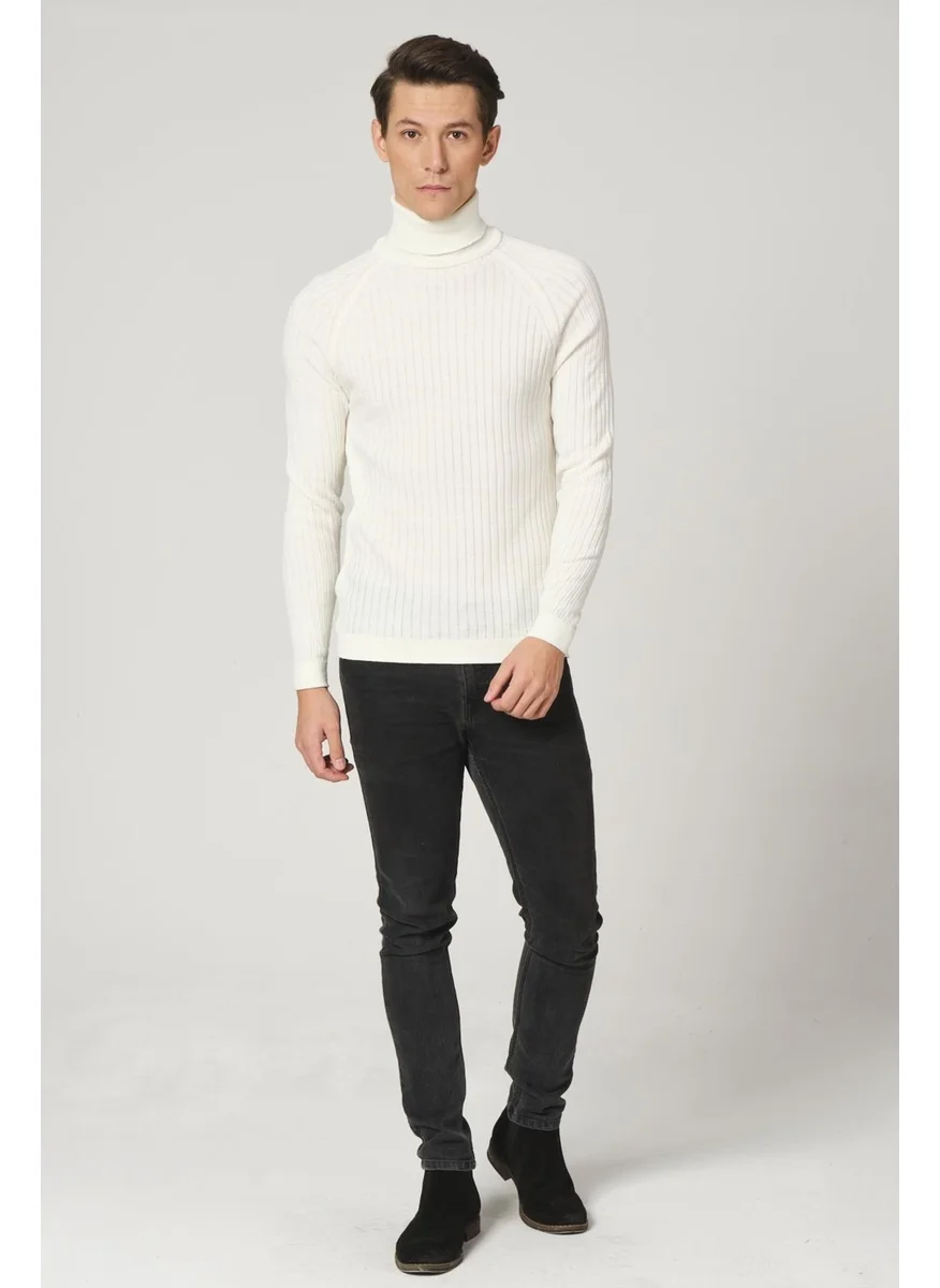 الكسندر جاردي Corduroy Turtleneck Sweater (E20-18059)