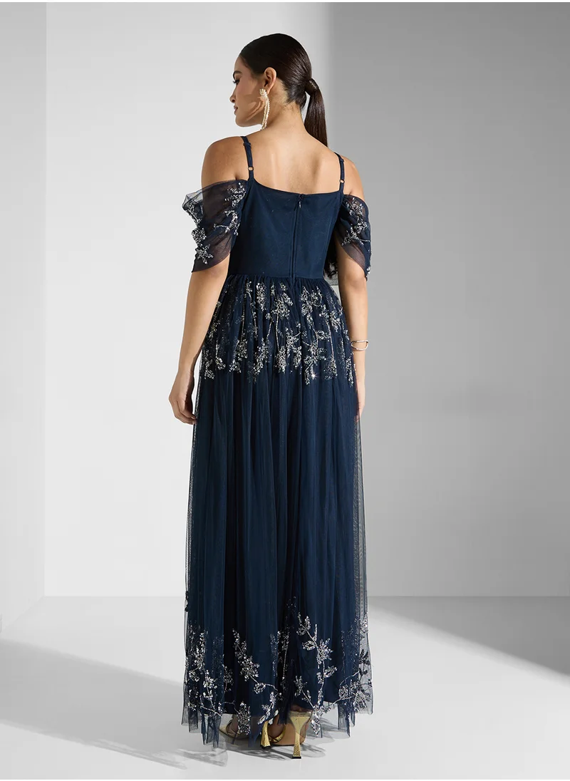 مايا Cold Shoulder Contrast Embellished Maxi Dress