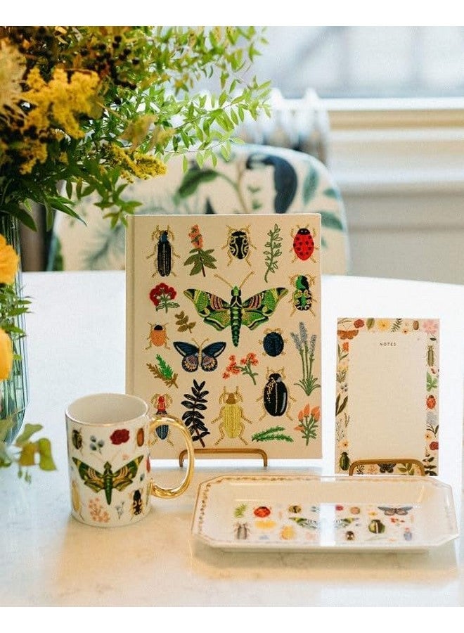 رايفل بيبر كو. كوب كوريو من البورسلين من شركة رايفل بيبر - كوب بورسلين سعة 16 أونصة، مزين برسومات ملونة بالكامل مع لمسات ذهبية معدنية، 4.5 بوصة طول × 3.125 بوصة عرض، تصميمات طبيعية معقدة مع حافة ومقبض مطليين بالذهب - Image 3