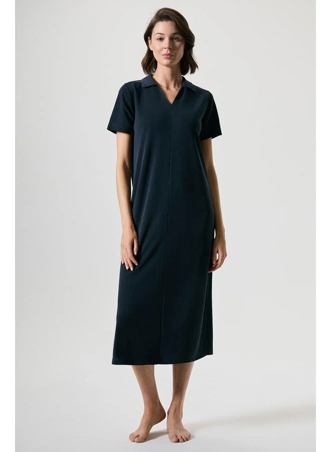 Penye Mood TENCEL™ polo collar dress.
