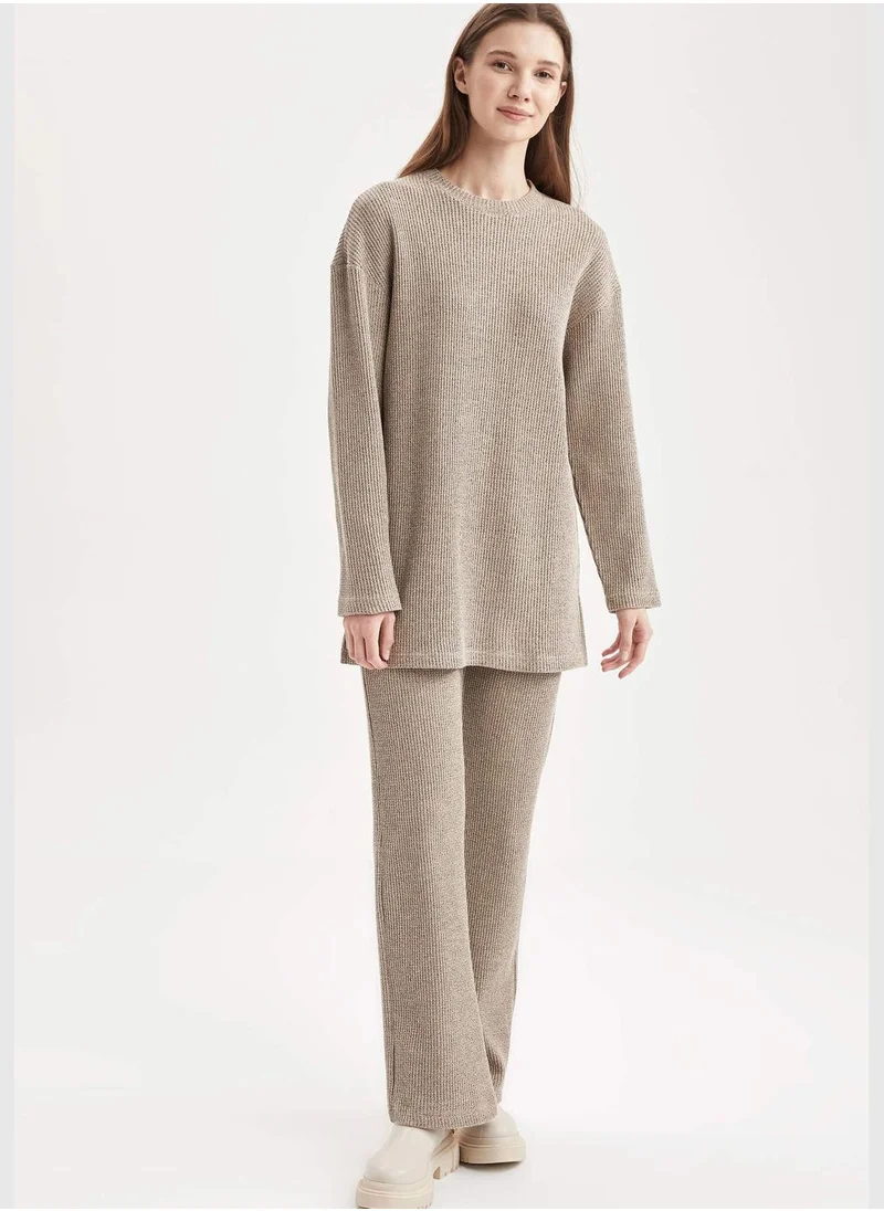 ديفاكتو Regular Fit Cable Knit Chinos