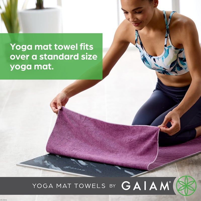 Gaiam منشفة يوغا غايا مخصصة لليوغا مصنوعة من الألياف الدقيقة - منشفة بحجم سجادة اليوغا لليوغا الساخنة (68 بوصة طول × 24 بوصة عرض)، هيرون ليلك - Image 2